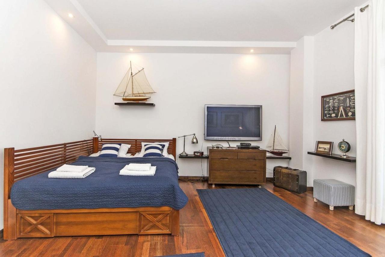 Pirat Rentyear Apartments Danzica Esterno foto