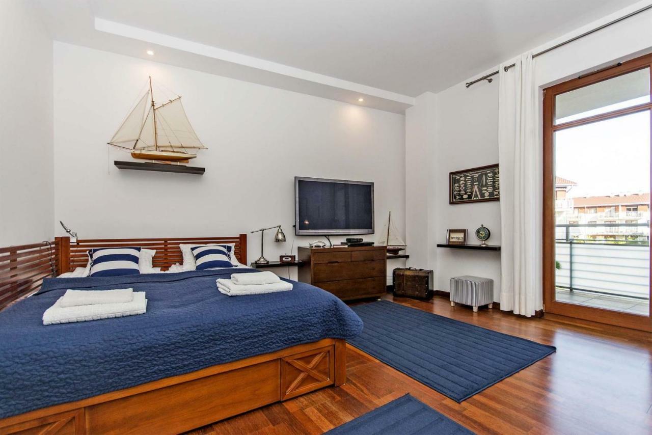 Pirat Rentyear Apartments Danzica Esterno foto